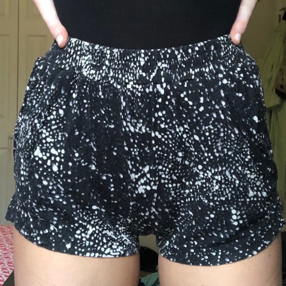 Pattern Lounge Shorts - Picture 1 of 2